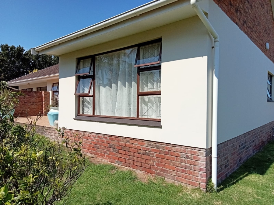 3 Bedroom Property for Sale in Beacon Bay Eastern Cape